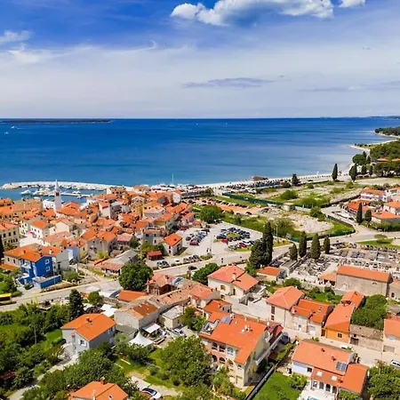 House With Private Pool 150 M From Sea! * Fazana