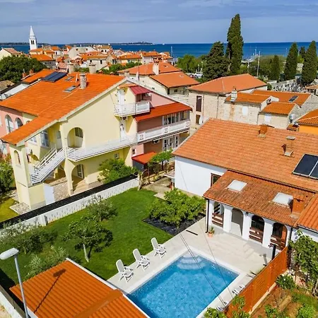 House With Private Pool 150 M From Sea!