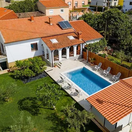 House With Private Pool 150 M From Sea! Villa