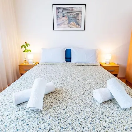House With Private Pool 150 M From Sea! * Fazana