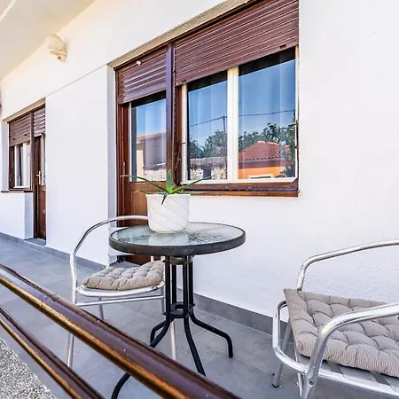 House With Private Pool 150 M From Sea!